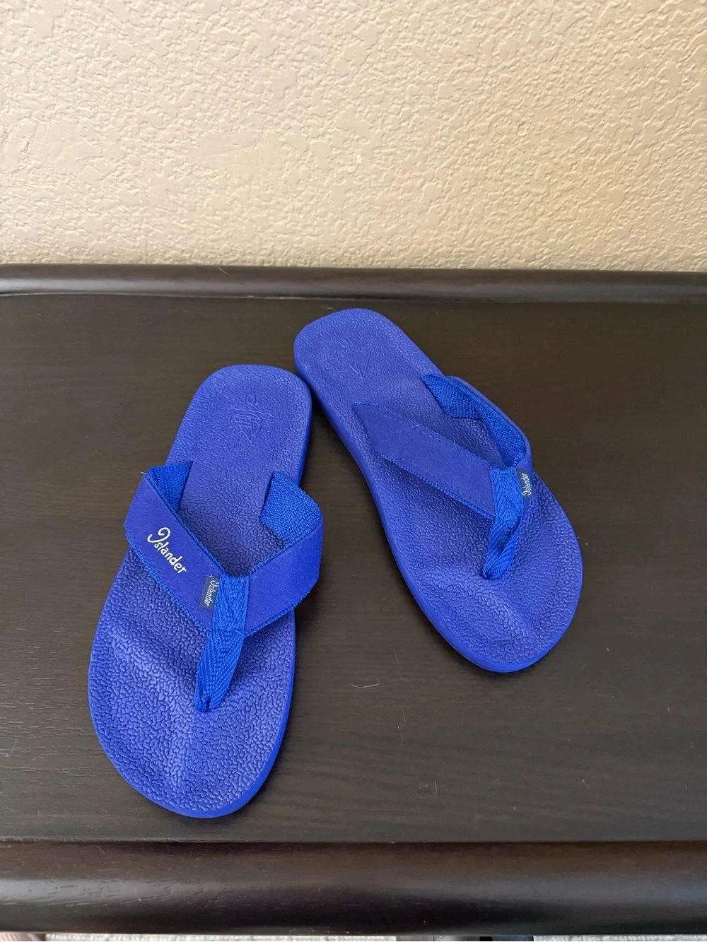NEW Islander Elite Series Flip Flops Blue Size 10 Men Women Beach Sandals
